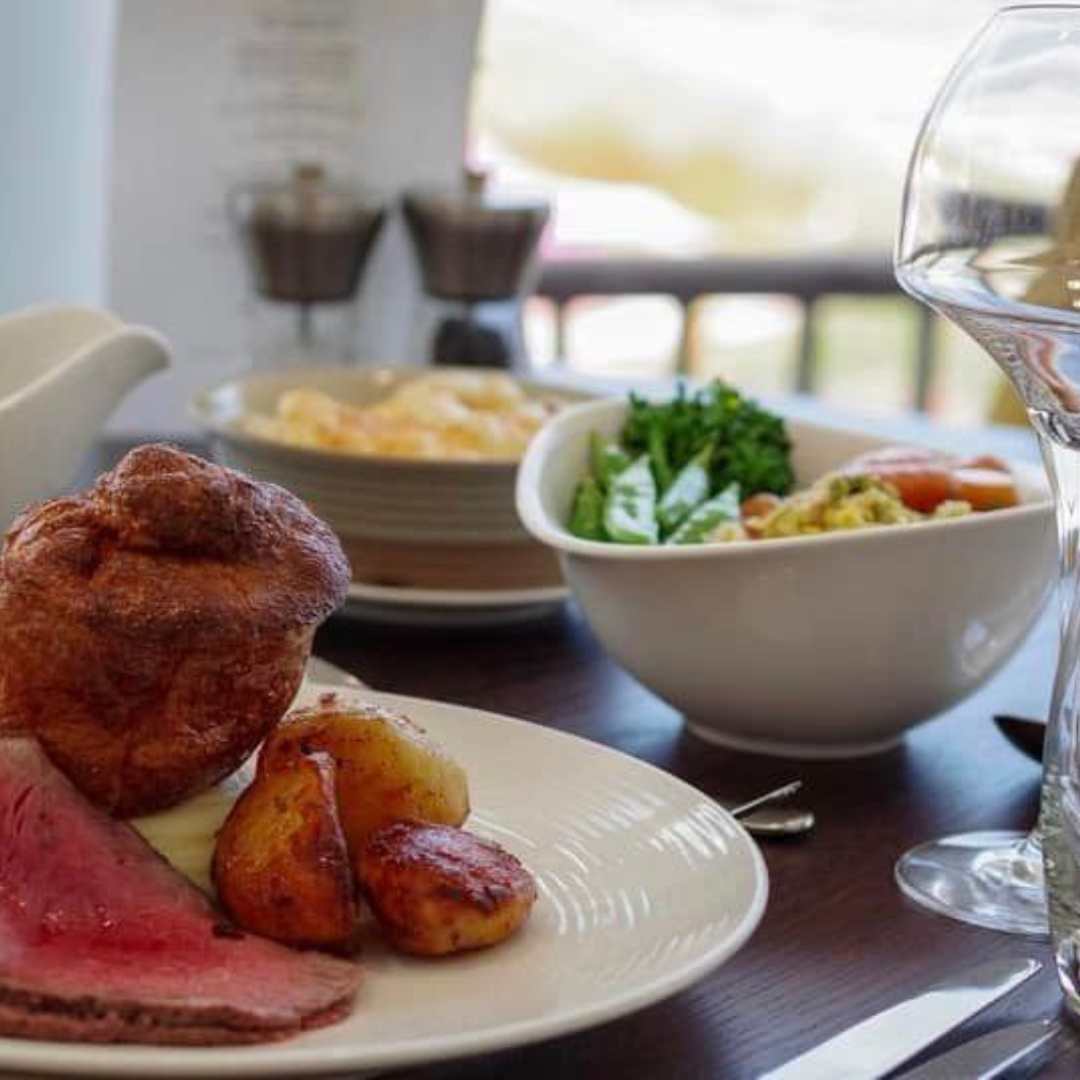 3 course 1910 Sunday lunch for 2 (£76.00)